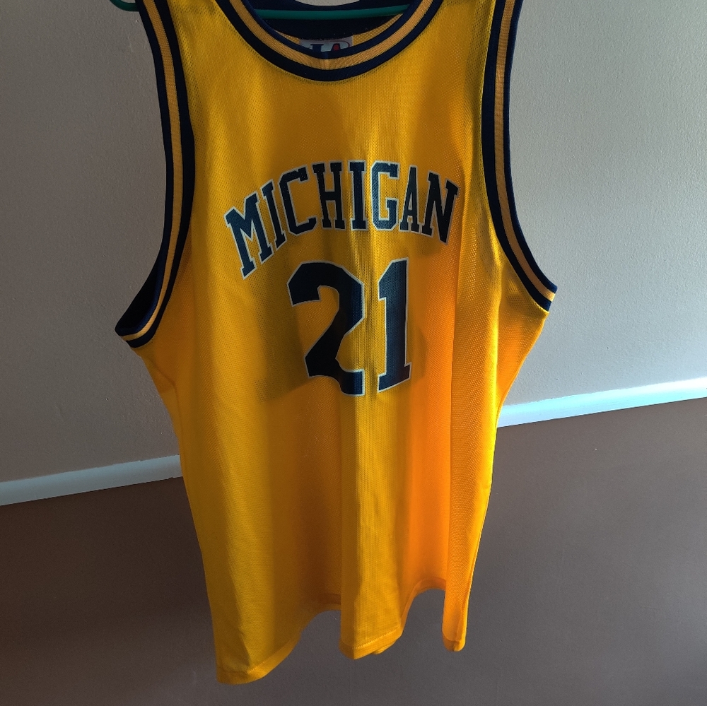 Michigan wolverines jersey